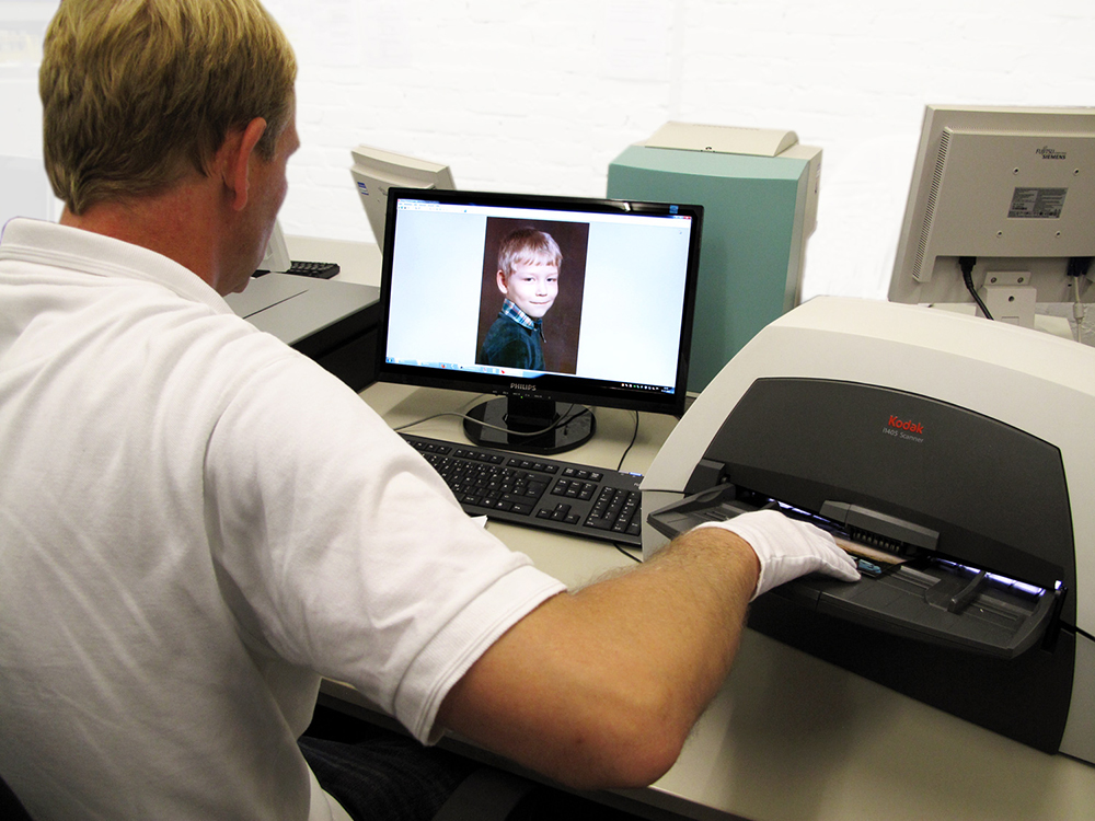 Foto's digitaliseren door een specialist