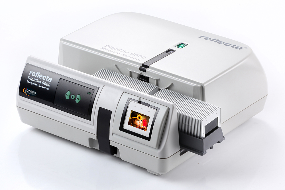 Foto's digitaliseren met een grote dia scanner